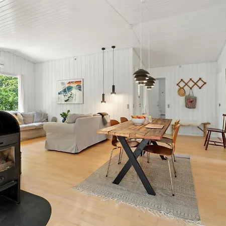 3 Bedroom Gorgeous In *